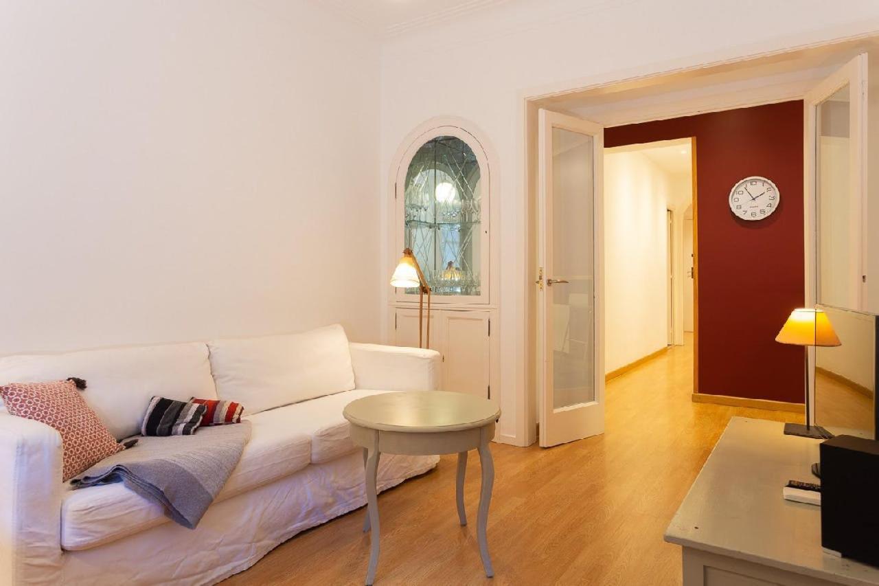 Fantastic Apartment Near Placa Francesc Macia In L'Eixample Esquerra Barcelona Buitenkant foto